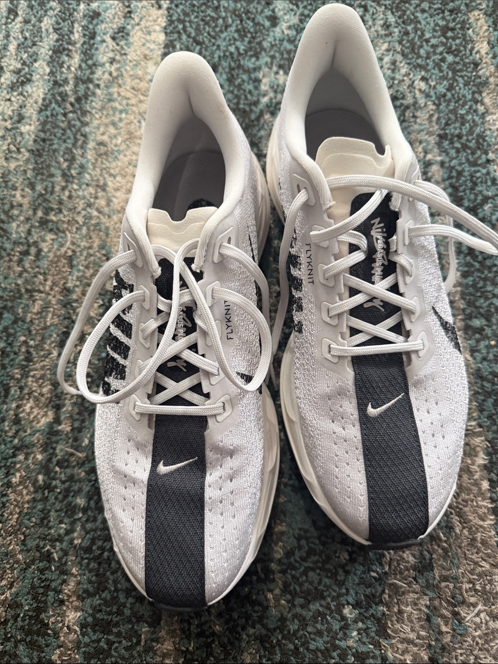 Nike Pegasus Plus - Nike Men’s White and Black Flyknit Trainer Sneaker